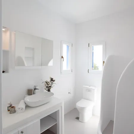 Capari Maisonette With Shared Pool Villa *