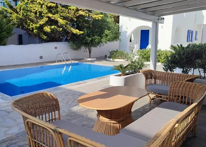 Capari Maisonette With Shared Pool *